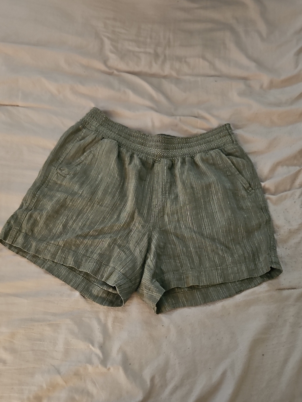 Briggs New York Olive Pull On Elastic Linen Shorts